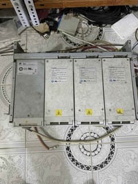 شاحنة ٩٠ امبير ٤٨ للبيع اوتو السعر ٣٠٠ و بيها مجال قليل  مكاني الكرادة...