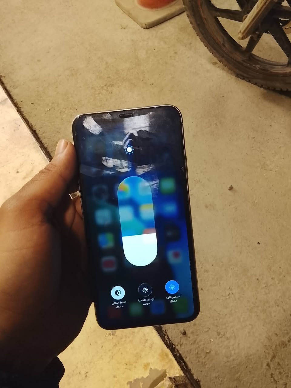 ايفون 11بروماكس للبيع سعره270 وبي مجال
جهاز يخبل كلشي مابي فقط مبدل شاشه نوعيه جيده يعني لا تعلك ولا تلزك 
بطاريته بلاد٧٩
سماعات صوت شريحه كله شغال
شاصي كلش نضيف زلغ مابي 
بكاني دوره صحه مو شراي لا تعبني
وتساب ***********
