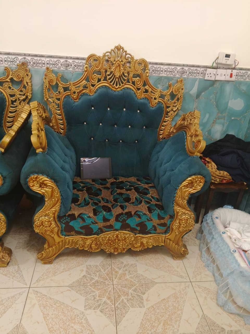 السلام عليكم تخم رئاسي البي 12 مقعد 
***********
