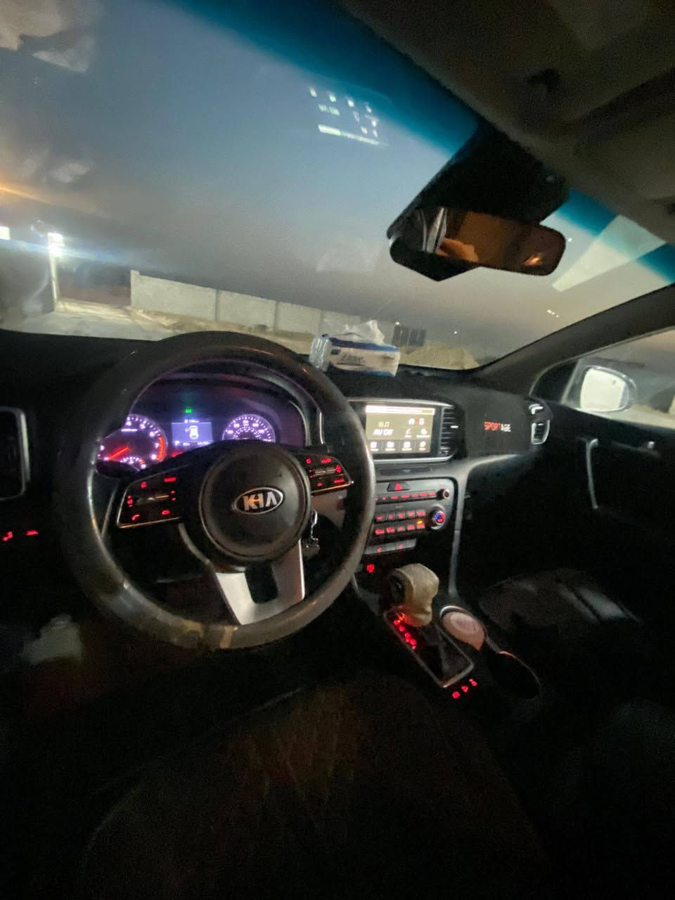 سلام عليكم للبيع سبورتج ٢٠٢١ شباب مكلف بالنشر كل التفاصيل رقم صاحب السياره 
***********
