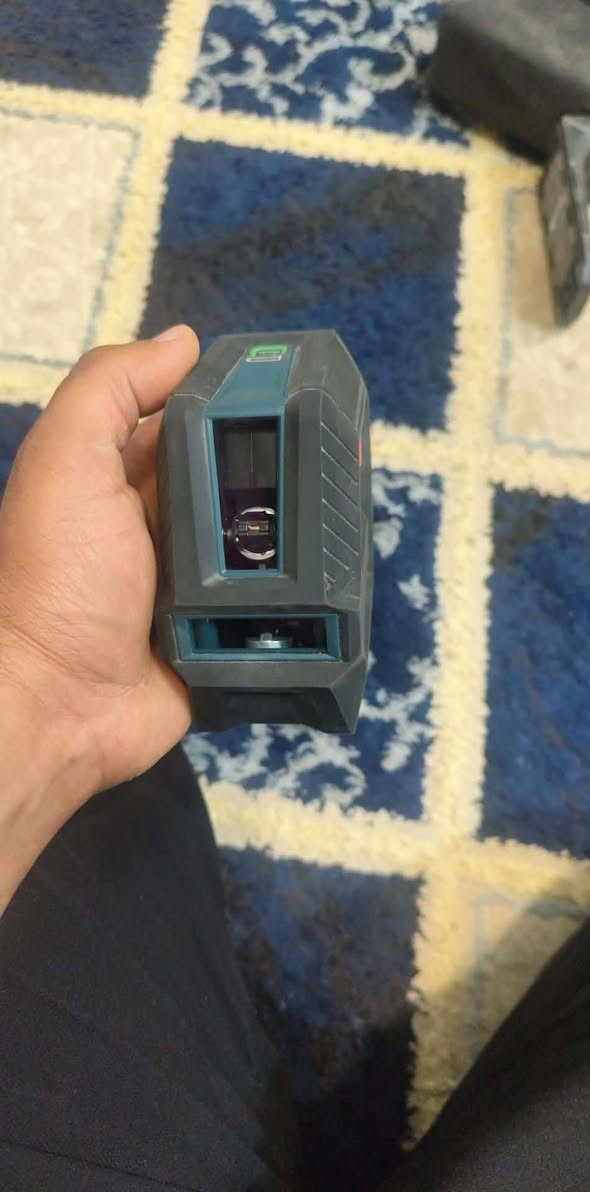 كبان ليزري ماركة بوش أصلي شرط أستخدام قليل جداً مره او مرتين
السعر ١٦٠ واتس اب ***********
