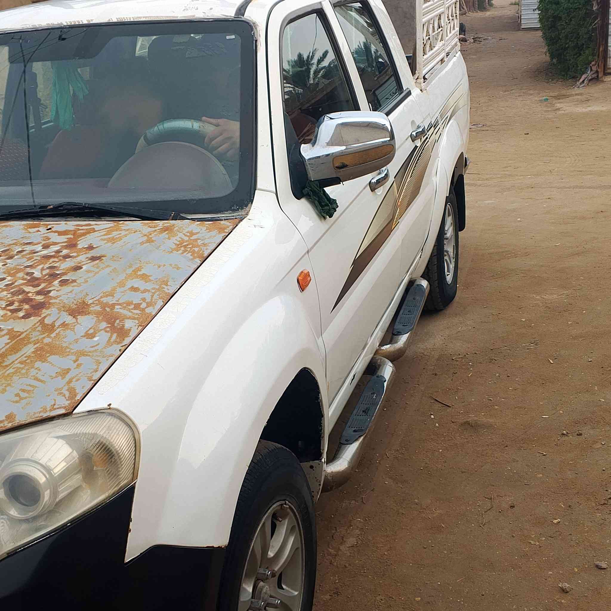 السلام عليكم سكاي للبيع موديل ١٢ رقم نجف عنوان ديوانيه  السعر ٤٥ بيهه مجال رقم الهاتف ***********
