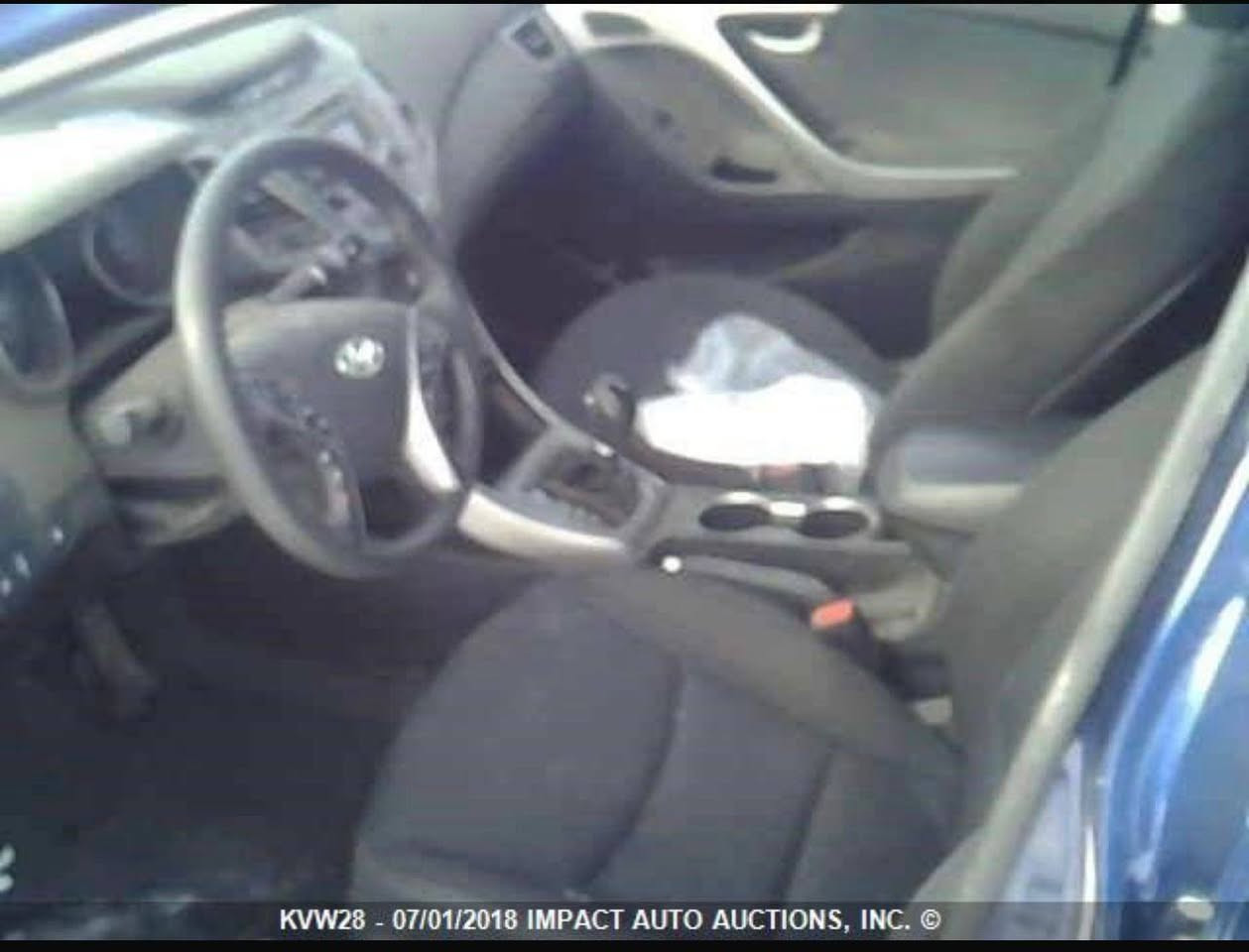 سلام عليكم
الانتر للبيع موديل 2015 
سياره كلين جاهزه وخير من الله
مكاني بغداد التاجي
***********
السعر 115 وبيه مجال قليل
