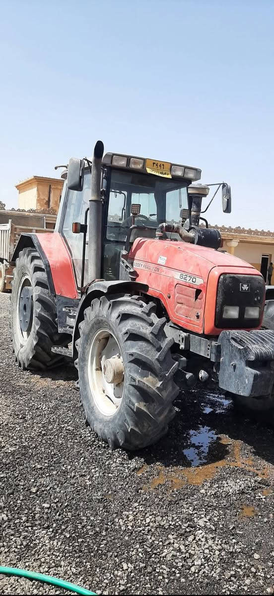 سلام عليكم :للبيع تركتر نضيف. شغال🚜
نوع:التركتر )(Massey Ferguson)
الموديل:(2000) القوة الحصانية:140.
التواصل:📞:***********:/***********
*********** . .... سنجار_ قرية القابوسيه
