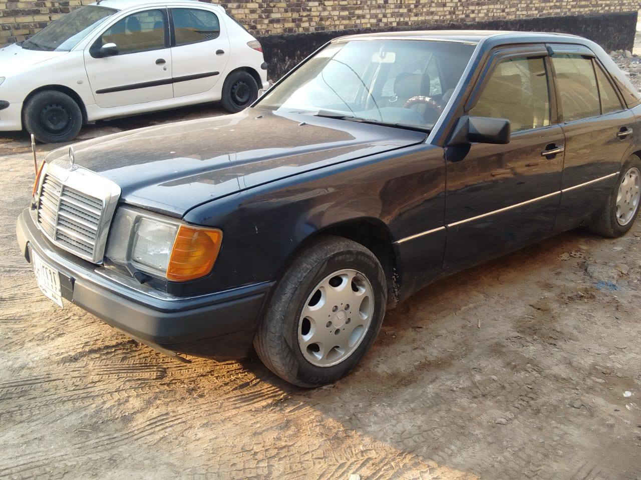 دب موديل 91 سياره نظيفه محرك بلادي 300 رقم بغداد مداور شوكت ماتحب مكانها بابل 
ملاحظه مكينتها بيها ضعف وتشتغل مثل الساعه بس بيها تنقيص تجي تگلبها وتشوف بعينك 
***********

