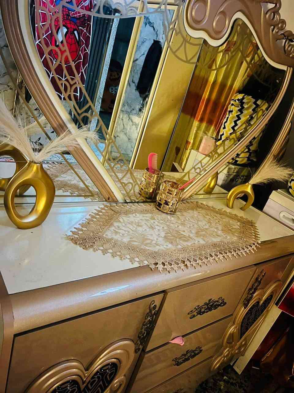 غرفه نوم نضيفه ب900وبيه مجال مستعجلين عل بيعته


**إذا كنت صاحب هذا الإعلان وتريد حذفه لأي سبب، رجاءا أرسل رسالة إلى الدعم الفني**