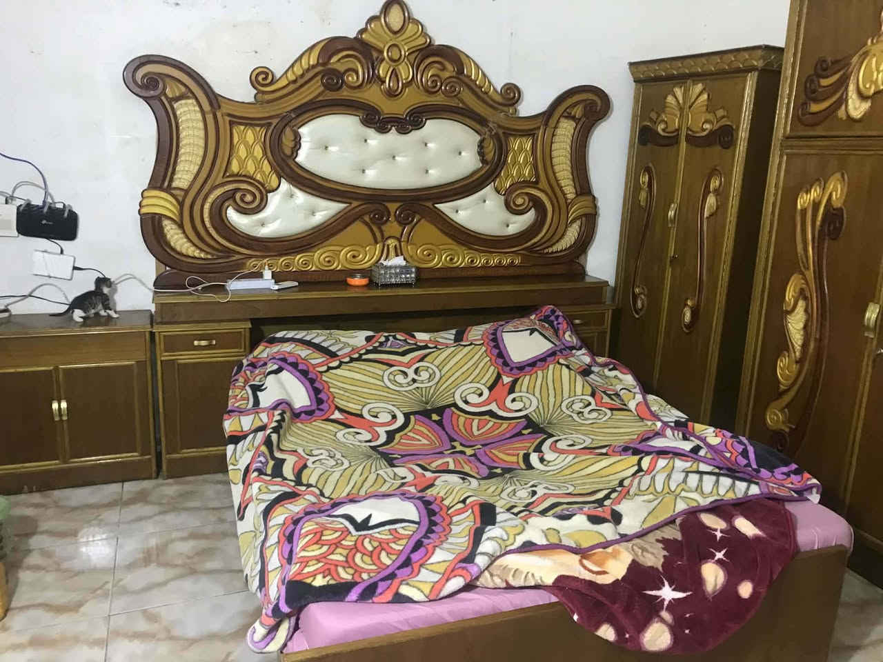 غرف تركي عراقي متوفر
وايظن مستعدون لشراء الاثاث ونعمل بنظام مراوس فقط راس صفحه

واتس ***********
