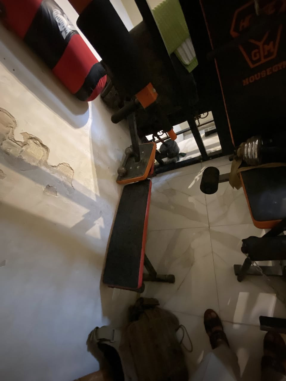 عيني جهاز كامل سعره ١٧٠ مكان بلديات سوق الميت  ***********
