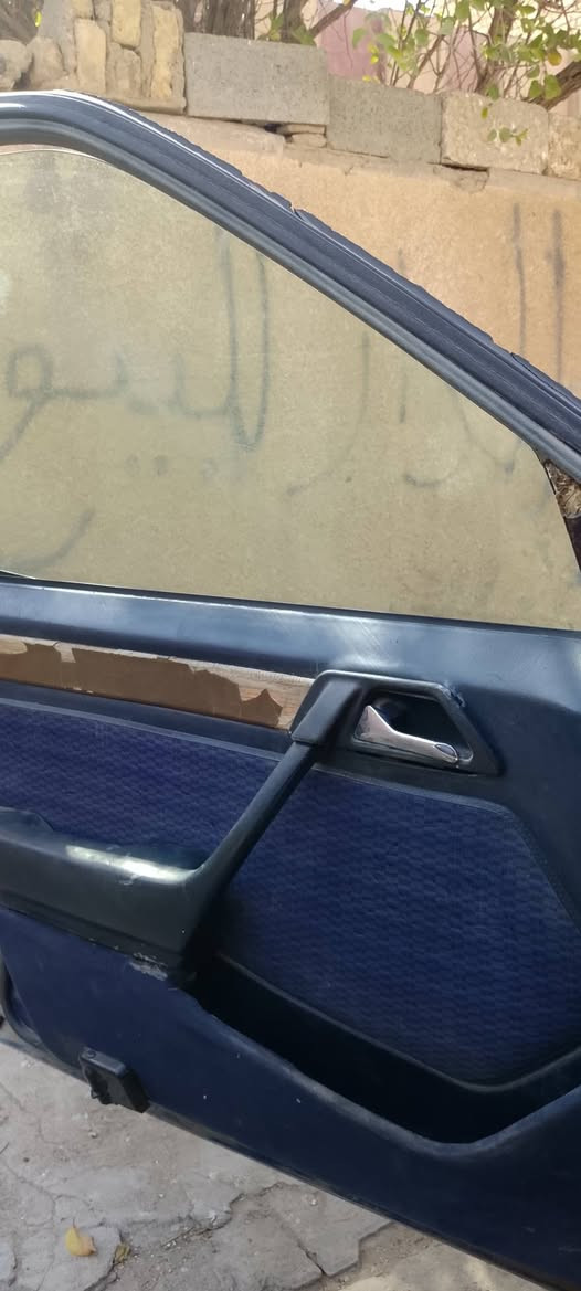 السلام عليكم 
الرقم ***********
مرسيدس دب 
موديل 91
محرك محور بطه اثنين ونص 
كير ومكينه كفاله 
العنوان العماره ابو رمانه 
السعر 45 وبيها مجال
