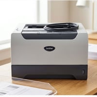 Monochrome Laser Printer) مدمجة، مخصصة للمكاتب الصغيرة أو الاستخدام ال...
