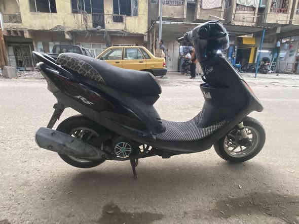 سلام عليكم دراجه للبيع  كلها بلادي بكاني لامين الثانيه رقمي *********** سعر (900)وبيها مجال
