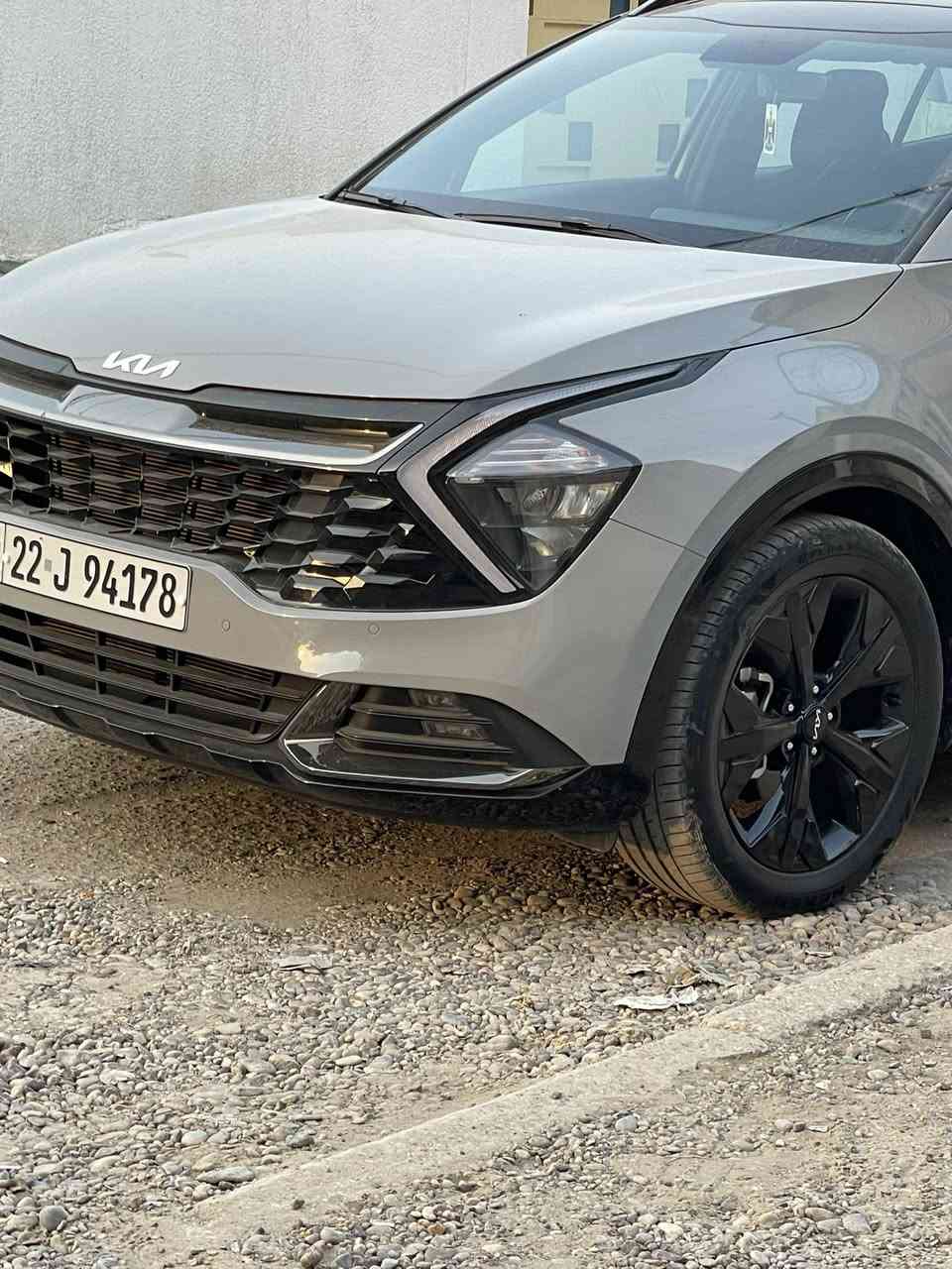 سلام عليكم للبيع كيا سبورتج 2024 بلاك ادشن وكاله NIM رقم اربيل
مواصفات السياره 
فتحه سقف بانوراما 
كشنات جلد + كنتاره
كشنات إماميه كهرباء + تدفئه + تدفئه ستيرن 
كامره خلفيه + حساسات إماميه و خلفيه 
شاشه ابل كار بلي 
هاند بريك دكمه 
مساعد نزول محدرات 
اوتو هولد 
بصمه تشغيل + بصمه أبواب + تشغيل و إطفاء عن بعد 
صندوق كهربائي
شاحن لا سلكي 
تبريد قطعتين 
أناره إماميه + خلفيه بالكامل LED 
نقاط عمياء 
اناره داخليه LED بالكامل لمس 
ويل حجم 19 
مكينه 2000 دوش + كير 6 نمر 
ماشيه 16 الف 
مكان السياره بغداد الكريعات شارع المعارض 
للاسفسار على الرقم *********** يوجد بي واتساب 
سعر السياره 245 ورقه و بي مجال
