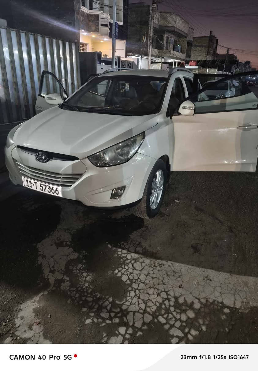 اسلام عليكم
توسان للبيع
موديل ٢٠١٠
سياره كفاله عامه شرط الفحص
سياره خليجي مكينه وكير وشاصي وبدي كفاله عامه شرط الفحص والسونر 
سياره دواخلها ٨٩ بلميه 
سياره بسمي تحويل ثاني يوم 
سياره أرقام إنكليزي وسنويه نفاذها لحد ٢٠٣٠ 
سياره خليجي مكينه وكير شرط الفحص والسونر
رقم الهاتف ‏‪***********‬‏/ *********** واتساب بيها 
سعرها ١٣ ألف دولار 
واعتذر عن الاطاله بغداد, العراق
