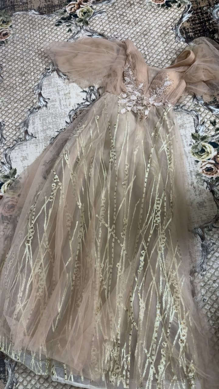 سعر القفطان 50
باقي الفساتين على 25 
مكاني بغداد 
جديد حتى مغسول لبسة وحدة نطافتهن 100‎%‎


**إذا كنت صاحب هذا الإعلان وتريد حذفه لأي سبب، رجاءا أرسل رسالة إلى الدعم الفني**