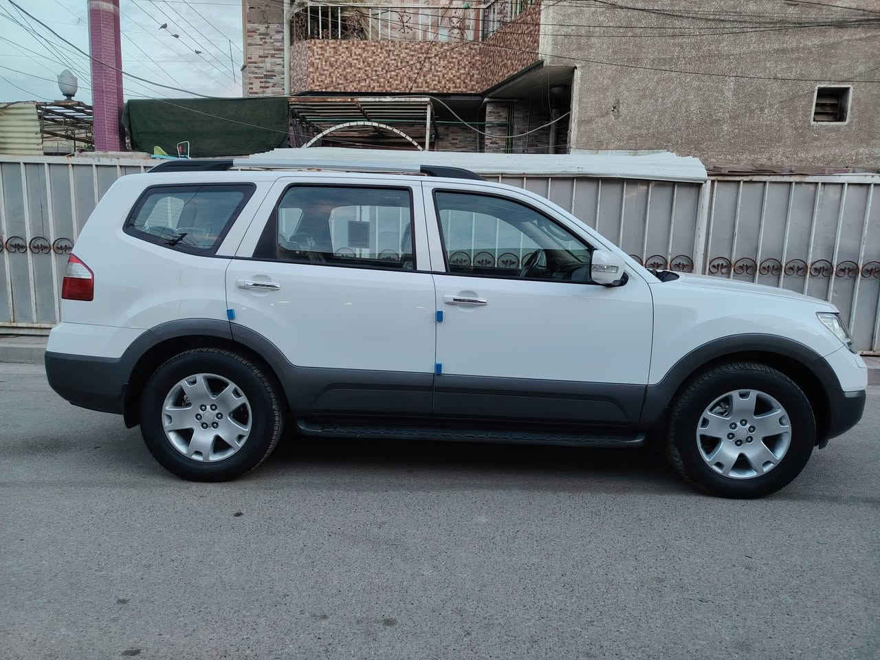 سلام عليكم ورحمة الله وبركاته 
كيه مهافي البيع موديل 2010 شركه الدوليه العراقيه
فول الفول واحد عل واحد بصمه عدد ٣ باب خلفي شفط
7راكب السياره بعد لوك الشركه ماشيه ٨٨الف شرط الفحص 
السياره على وضع الشركه كفاله عامه بلاستيك وحديد
شخط ورصه ومن كل النواحي سيارة بسمي رقم جديد
بغداد دولي السياره عله فه بل مهافي السعر  153 وبيه مجال
***********
مكاني بغداد العبيدي قرب التربيه
