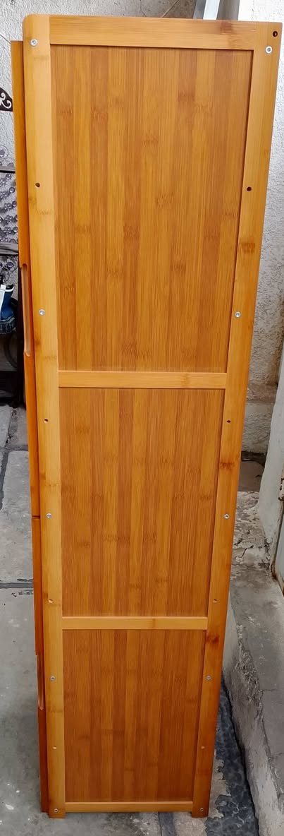 السلام عليكم
فاترينه خشب البلوط جديده ممستعمله السعر 45
المراسله على هاذ الرقم 
***********
