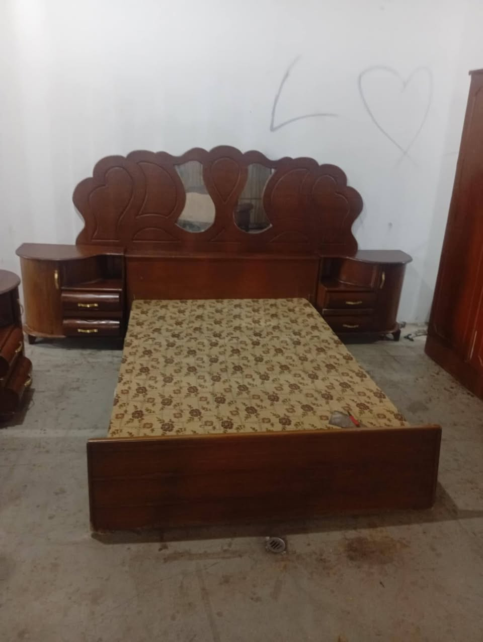 غرفه مستعمل صاج سعر 300وبي مجال


**إذا كنت صاحب هذا الإعلان وتريد حذفه لأي سبب، رجاءا أرسل رسالة إلى الدعم الفني**