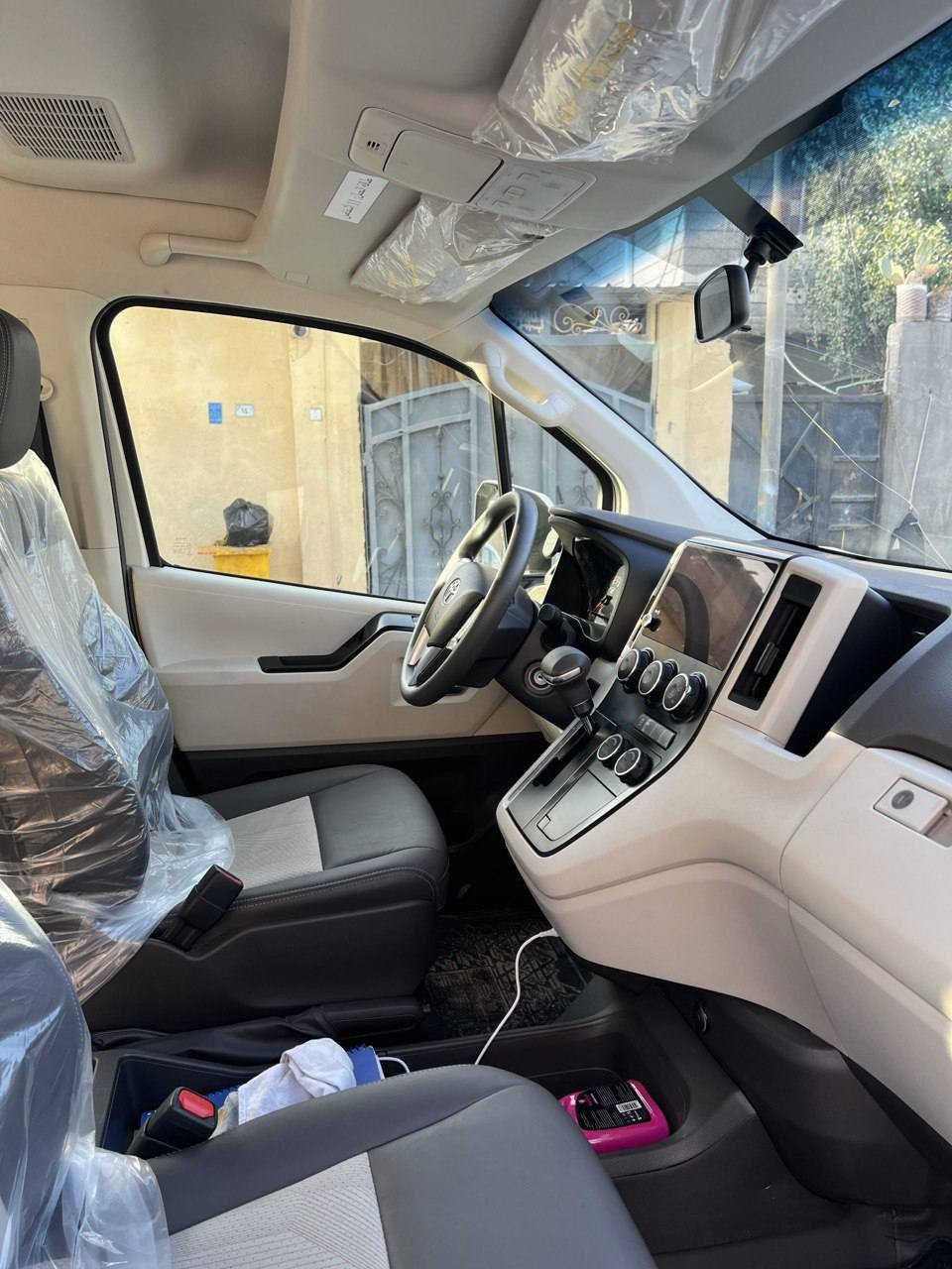 سلام عليكم
هايس مديل 2025 فول مواصفات ضمان شركه ساز 
بانزين ماشيه 6 آلاف مكاني بصره 
***********
