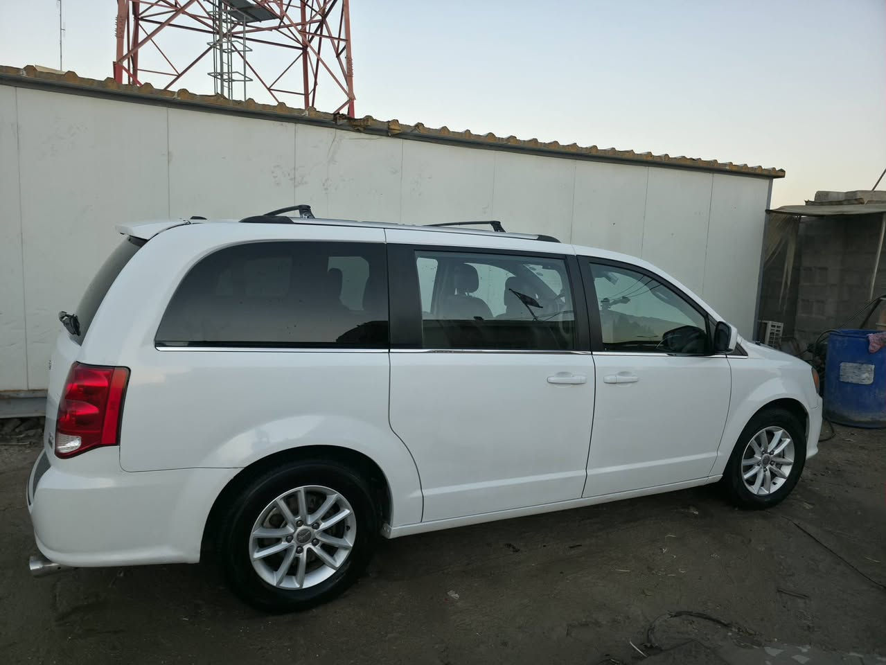 دوج كرفان 2020STX
سياره جاهزه من كل شي
بيبان كهرباء
مثبت سرعه
نظام اقتصاد وقود
هواي بيهه مواصاف
باسمي سنويه لل31
السعر 188 $
وبي مجال قليل
مكاني البصره
***********
