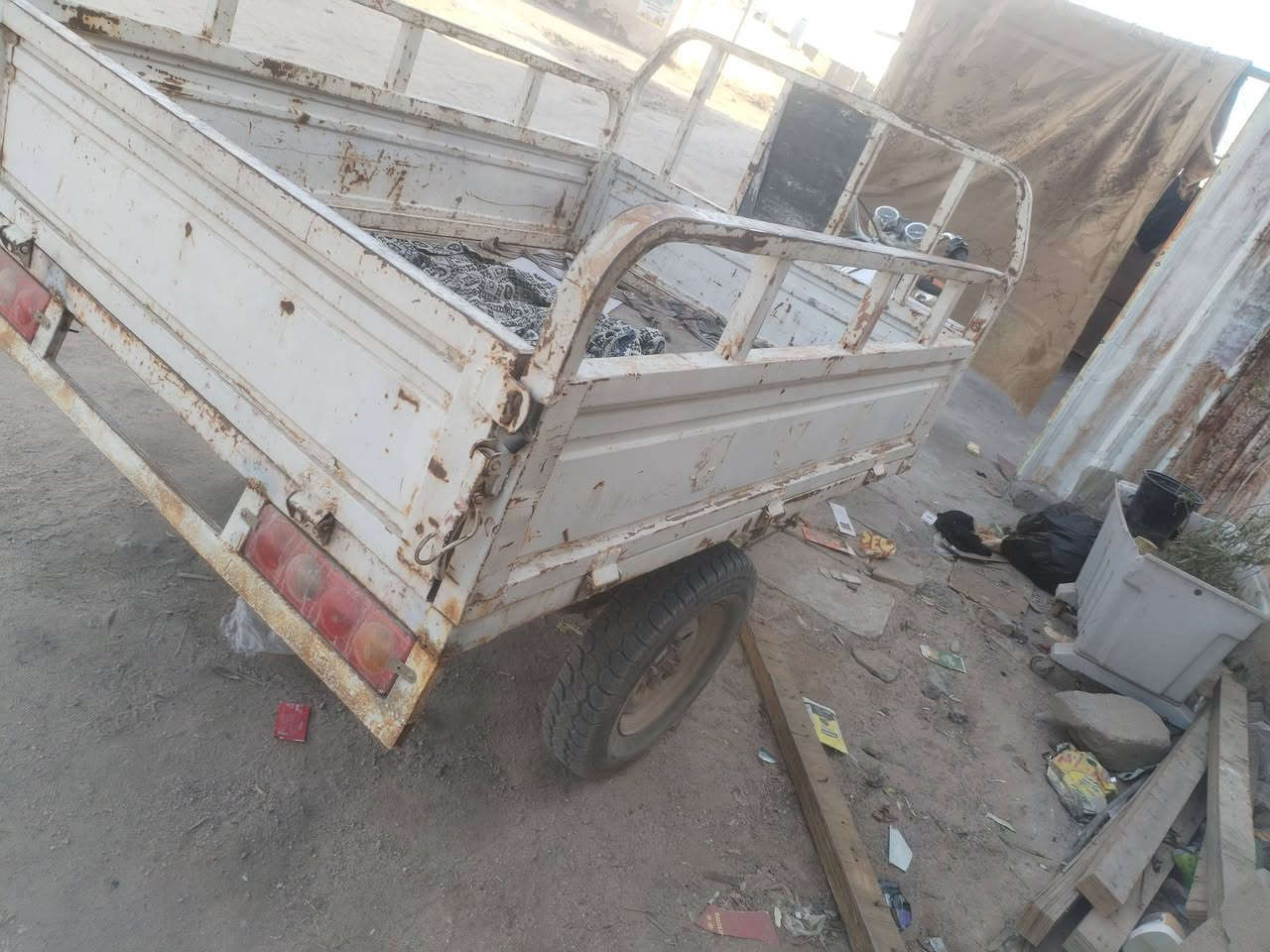 سلام عليكم ستوته موديل 2015ستوته نضيفه لبيع سعر واحد1350رقم الهاتف ***********
