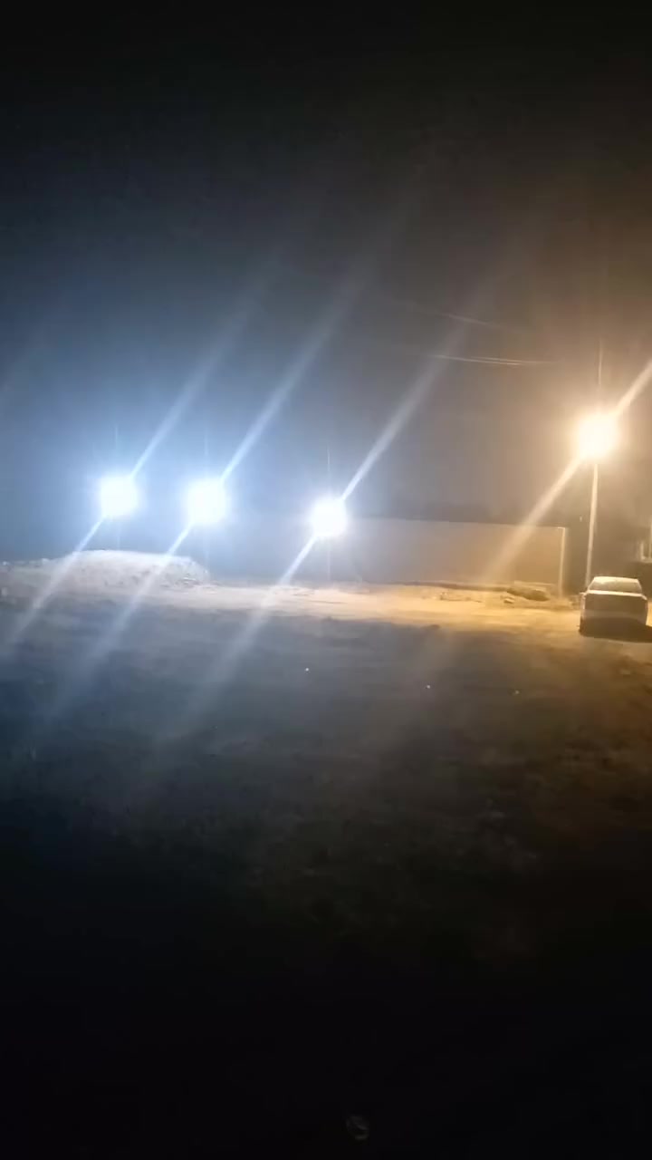 دونم للبيع طريق المحسن قرب سيطره البرديه جاهز من كلشي ع الشارع ***********
