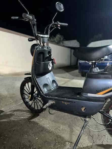 مطور شحن 5بطريات كلشي شغال السعر 225
***********
