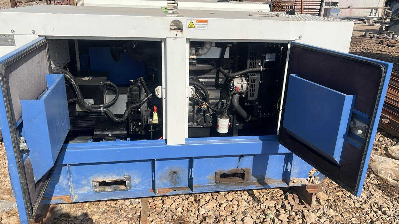 سلام عليكم للبيع مولدات بيركنز صيني مديل 2023  37 كيفي عدد 2 للاستفسار ***********
