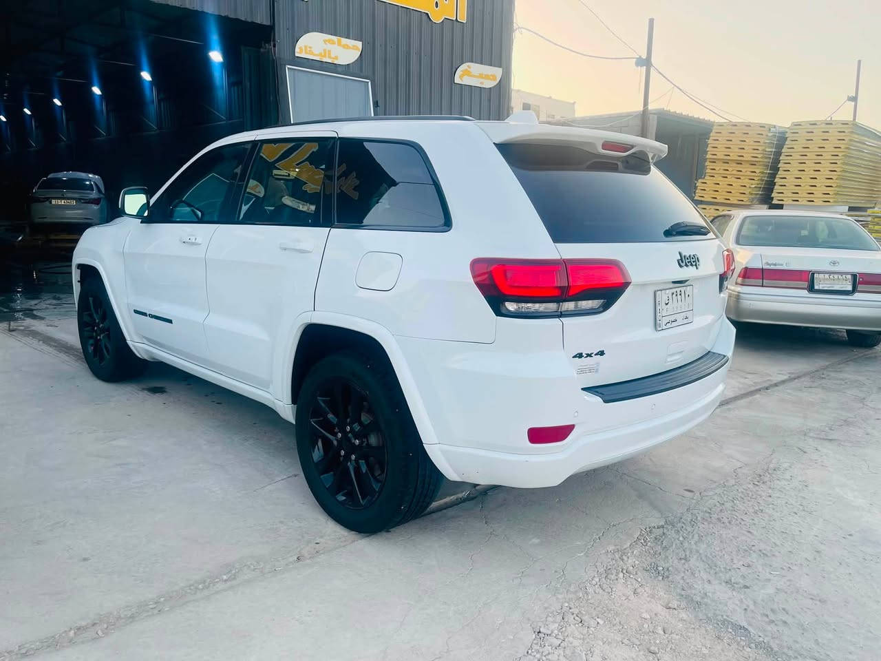 جيب جراند شيروكي 2019
بغداد , خصوصي
أبيض
مواصفات
الكاميرا الخلفية
التحكم على المنحدرات
تدفئة المقاعد
مرايا جانبية كهربائية
سقف بانورامي
كاميرا 360
تبريد المقاعد
حساس المطر
صندوق كهربائي
مستشعر وقوف
فتحة السقف
بصمة
شاشة مراقبة النقطة العمياء
التحكم التلقائي في درجة الحرارة
نظام المفتاح الذكي
نظام فرملة الطوارئ
نظام بدء التشغيل
مصابيح زينون الأمامية
8 وسادة هوائية
مانع الانزلاق
المصابيح الأمامية ليد
تدفئة مقود القيادة
عرض المعلومات على الزجاج الامامي
مقاعد تدليك
إنارة محيطية
أبل كاربلاي
رادار
شاحن لاسلكي
التشغيل عن بعد
4x4
نظام تعليق هوائي

مقاعد تدليك
إنارة محيطية
أبل كاربلاي
رادار
شاحن لاسلكي
التشغيل عن بعد
4x4
نظام تعليق هوائي
أوتو بارك
الكانتارا
تحذير مغادرة المسار
كشافات ضباب
وضع القيادة
التحكم الإلكتروني في الثبات
ظام إلغاء الضوضاء
مرايا جانبية تدفئة
حذير من الاصطدام الأمامي
خطوات جانبية
مثبت السرعة التكيفي
زر التشغيل
صندوق بدون استخدام اليدين
تحكم التكييف التلقائي
الضوء العالي التلقائي
حساسات ضغط الإطارات
رؤية ليلية
نظام تنبيه السائق
الموقع ذي قار الشطرة
الهاتف ***********

