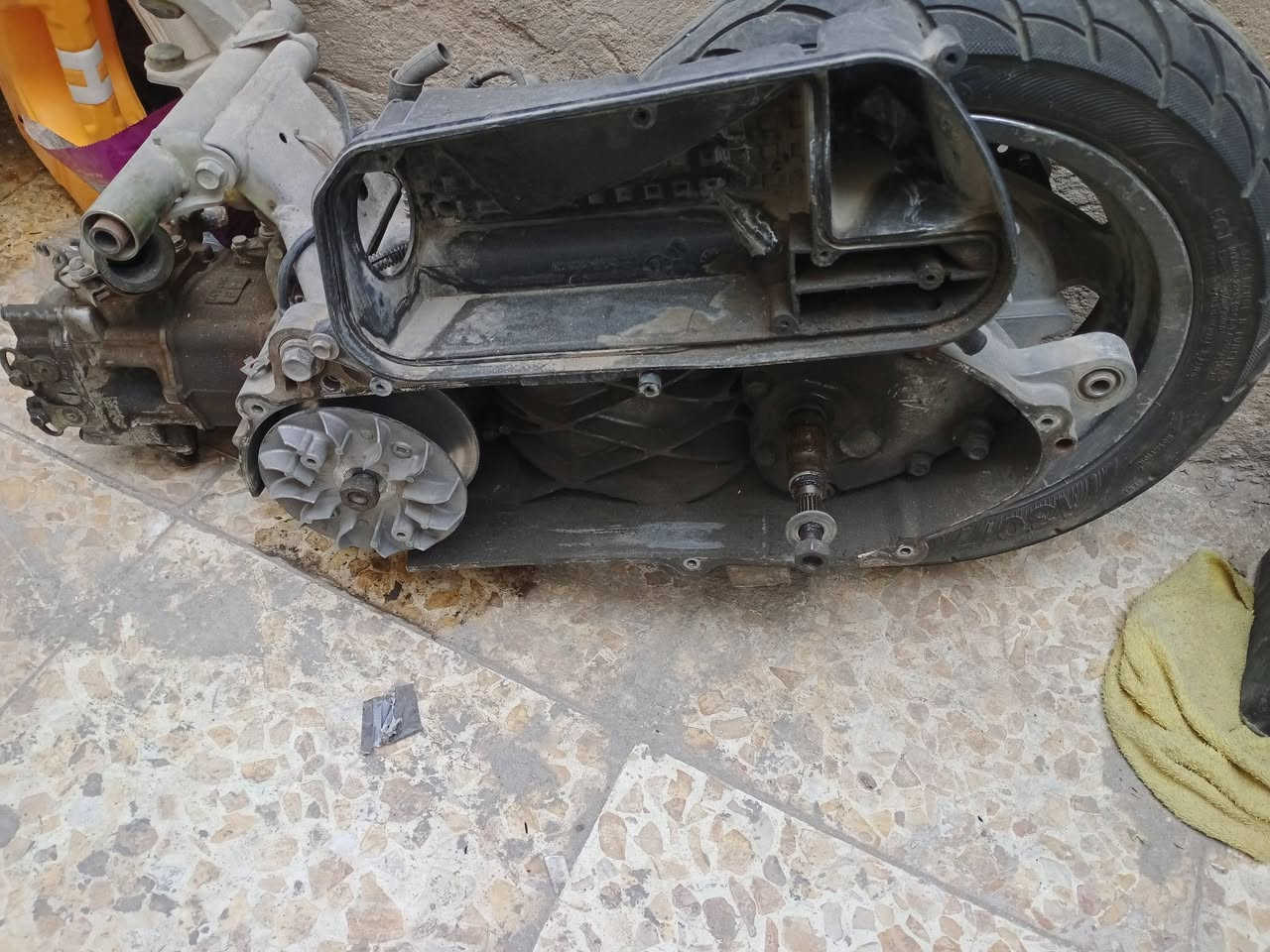 السلام عليكم صفر سته فصختها كلشي موجود شاصي تاير ودبل كفرات اي شي عندي والي تخدمه يراسلني خاص او يتصل ***********
