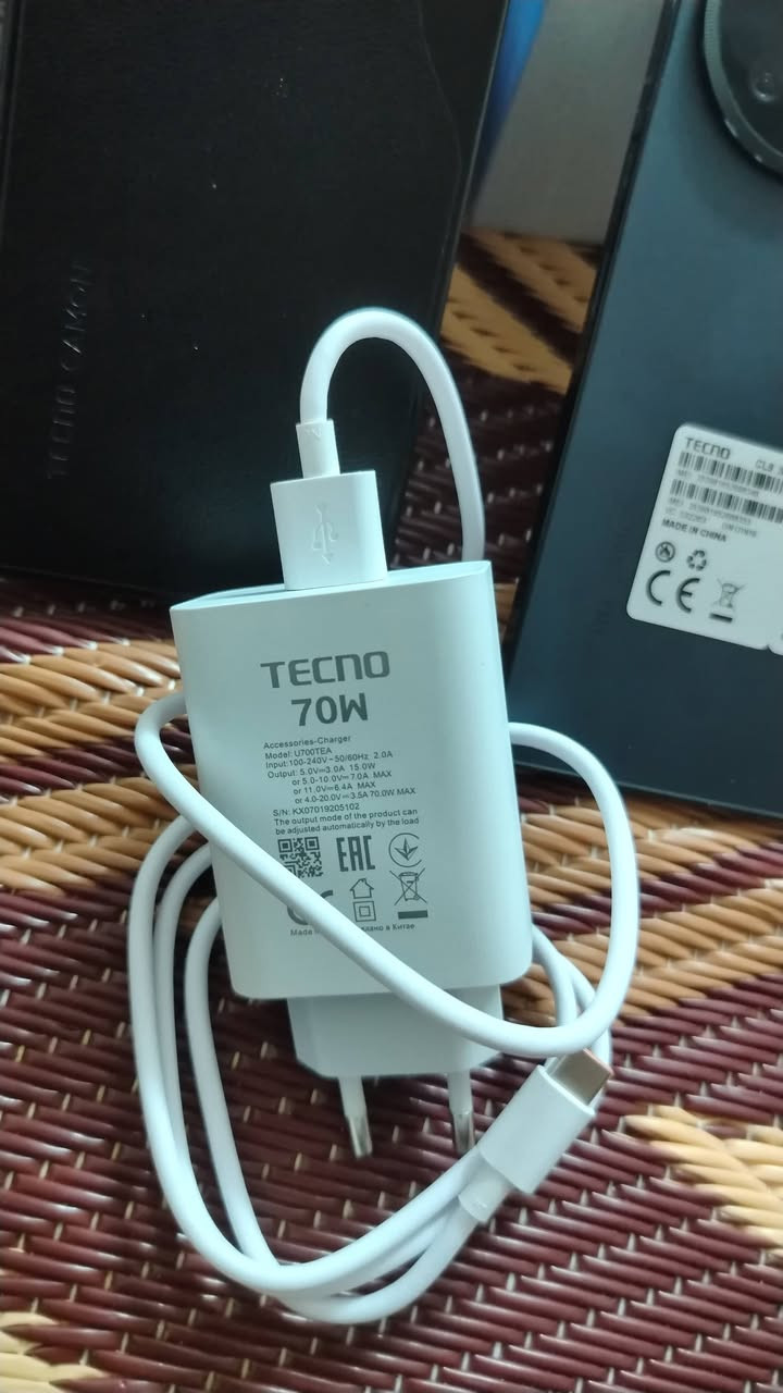 سلام عليكم 

تكنون كامون30 برو5g 
... 
البطارية5000
الشحن70w
الكامرة حساس سوني 4k 60أطار
50M
الشاشة144هرتز
المعالج ميديا تيك دايمنسيتي 8200
90 فريم العاب ثقيلة والباقي120
يدعم جيرو سكوب
.. 
الجهاز مصار اسبوعين من مفتوح من الكارتونة +شاحنة الجهاز الأصلية+كفر
سعر الجهاز 300ألف


**إذا كنت صاحب هذا الإعلان وتريد حذفه لأي سبب، رجاءا أرسل رسالة إلى الدعم الفني**