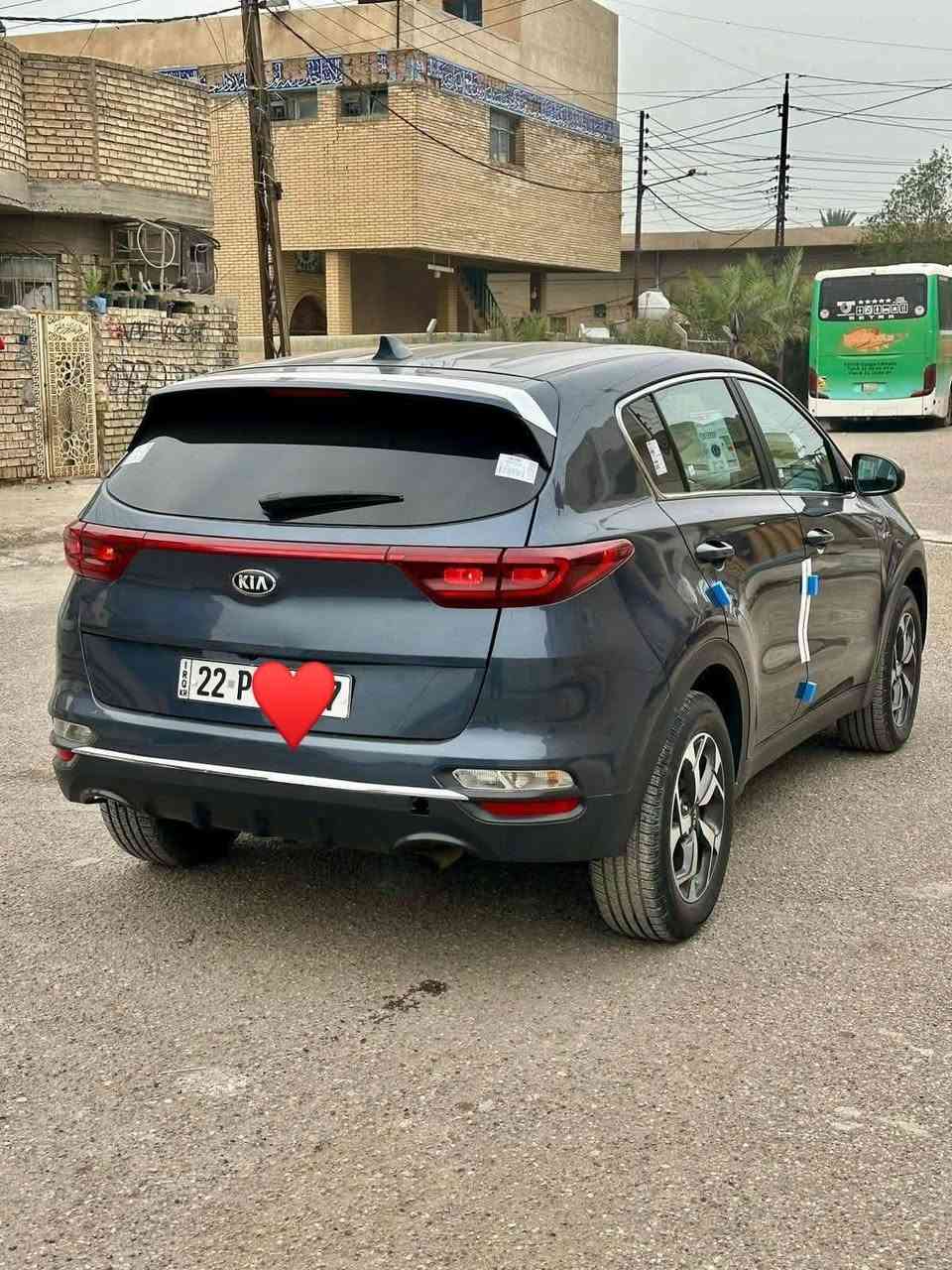 كيا سبورتج 2022 وارد امريكي حادثها شبر بل صندوك وبارد كلش قليل ب بجم كبس بدون ايرباك صور الحادث وسونار مرفوقات بل منشور ليره السياره تبريد قطعتين فور ويل شاشه جبيره كامره دواره ويل كروم 3 وضعيات قياده محرك GDi كير محرك مكفولات تبريد كله بشرط على وضع الشركه ماشيه 57 تخم تاير جديد صدر جديد على وضع الشركه كله جديد السياره بسمي رقم اربيل السعر 180 بيها مجال بسيط العنوان بغداد الشعب وهذا رقمي *********** غير متواجد على الفيس
