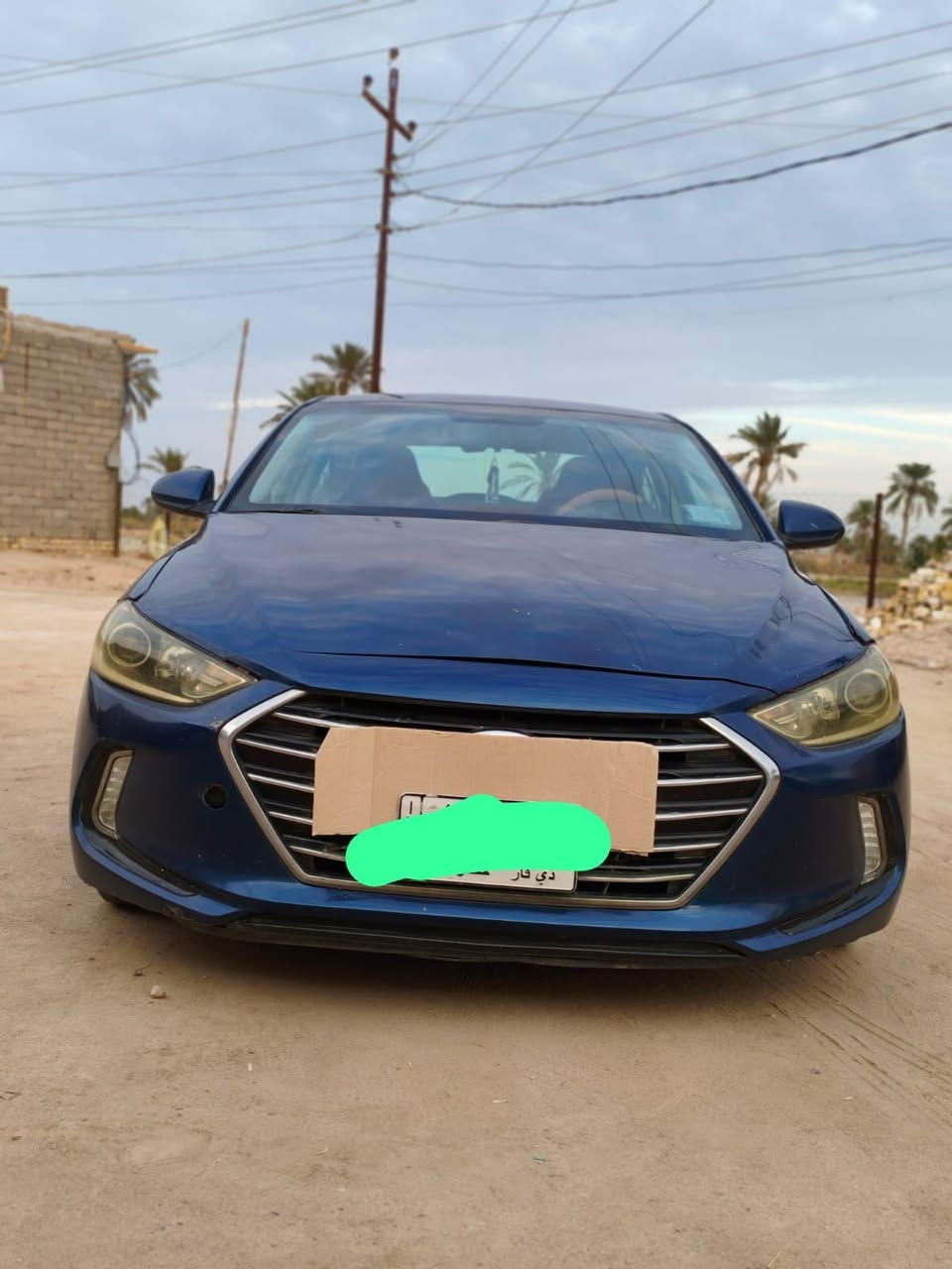 النترا 2017 وارد امريكي السياره نضيفه ما ناقصها شي شغل وروح مكينه 2000 حادثها جاملغ وبنيد وبيها شخط مال ستوته بالبيبان وسويته عالبارد  كير ومكينه ما بيهن نقص والسياره ما مخليها كلوب ما محترك بيها رقمها ذي قار حره باسمي  مكان كرمة بني سعيد  . 
*********** ناصرية, ذي قار
