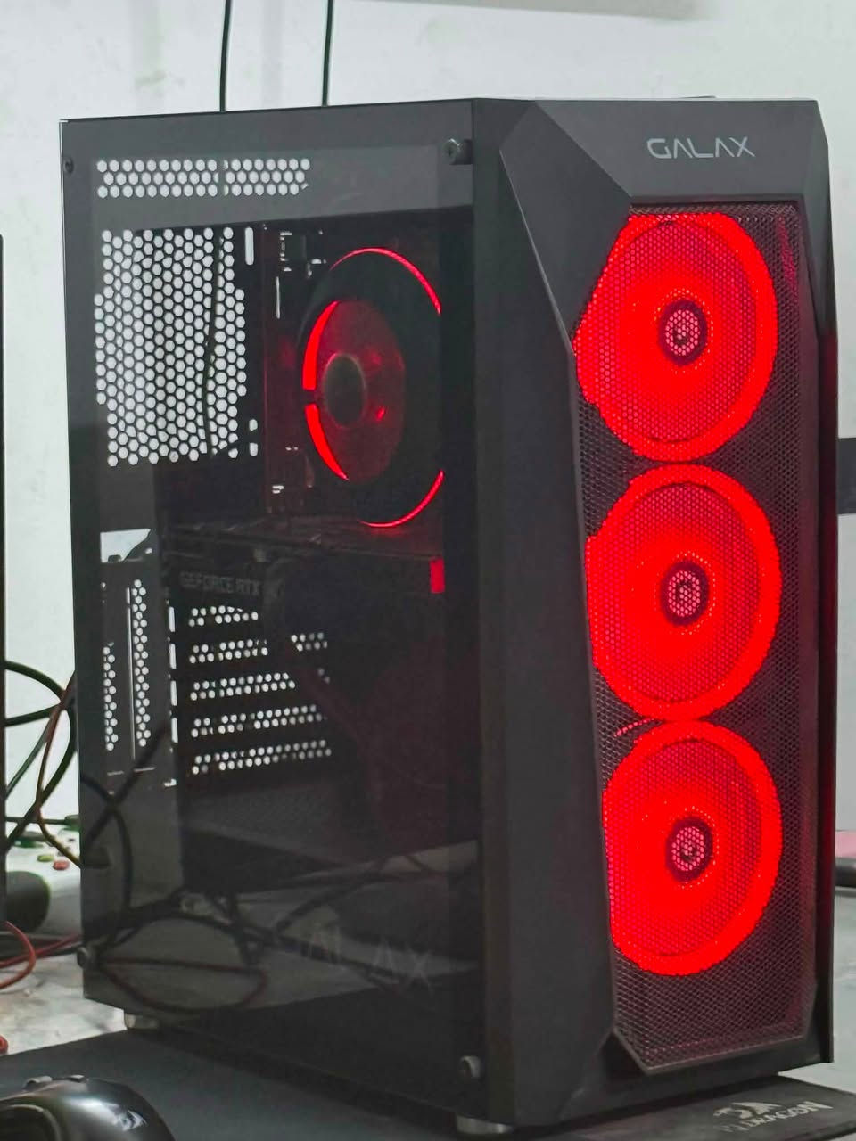 سلام عليكم شباب
تجميعة للبيع

i5 13400
Gigabyte H610
Ram 16 3600 team group
Rtx 3060 12G Galax
SSD 500G+hdd500
Power 700w
السعر ٩٠٠ الف
ع الفحص والضمان


**إذا كنت صاحب هذا الإعلان وتريد حذفه لأي سبب، رجاءا أرسل رسالة إلى الدعم الفني**