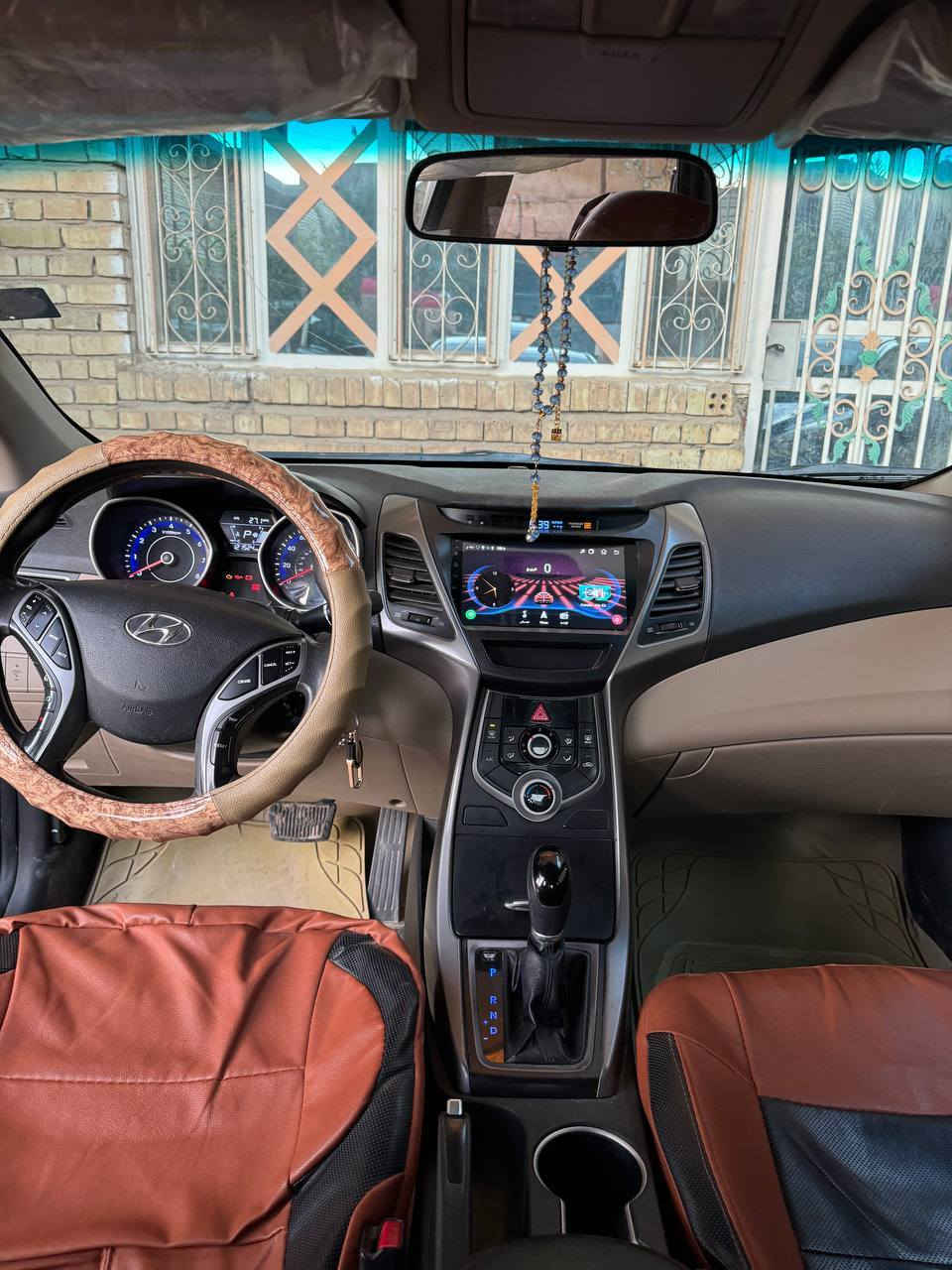 🔹 للبيع هيونداي إلنترا 2016 – محرك 1.8 🔹 
▪️ وارد أمريكا – حادث سابق غرق بنسبة بسيطة (10%) بنفس ما موضح بصور 

▪️ السيارة  يعني داخله مشتغله ما مصلح  بيه واير  
▪️ تحتاج فقط شغل حدادية خفيف
▪️ بيها سرقة دعاميات وتم تبديلها بأصليات
▪️ السعر: 122 
▪️ السعر بيه مجال 
🔍 الفحص مفتوح بأي مكان تختاره (سونار أو ميكانيك)  
السيارة قدامك، شوف بنفسك واحكم 👍
***********
