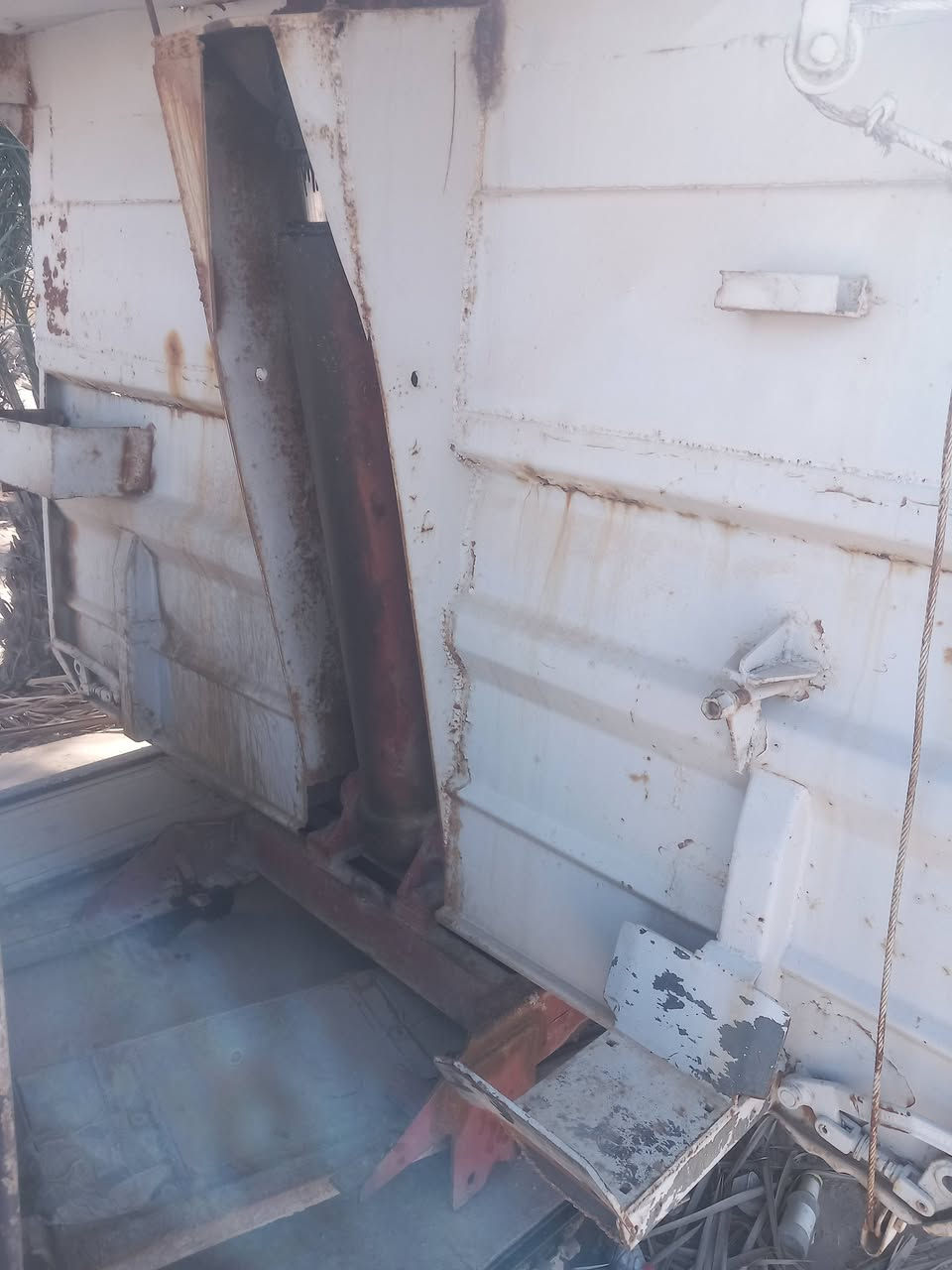 سلام عليكم بدي للبيع نضيف جكه بل سدر مكان حله ***********
