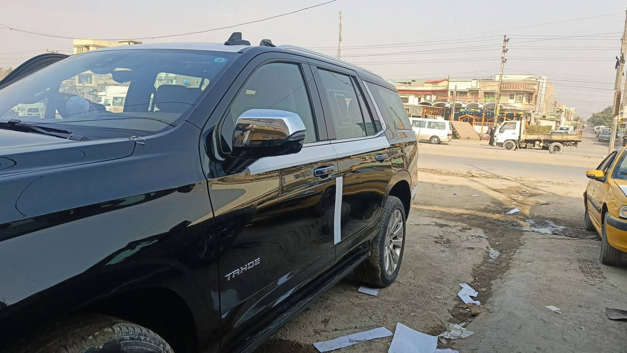 طسلام عليكم تاهو 2022 بريمير خليجي السيارة جديدة بيهة طخة صغير بل صندوك تنسحب pdr السيارة ماشية 120 الفف
فول مواصفات 1/1 
سيارة باسمي 
العنوان بغداد
السعر 515 $
رقم الهاتف ***********
