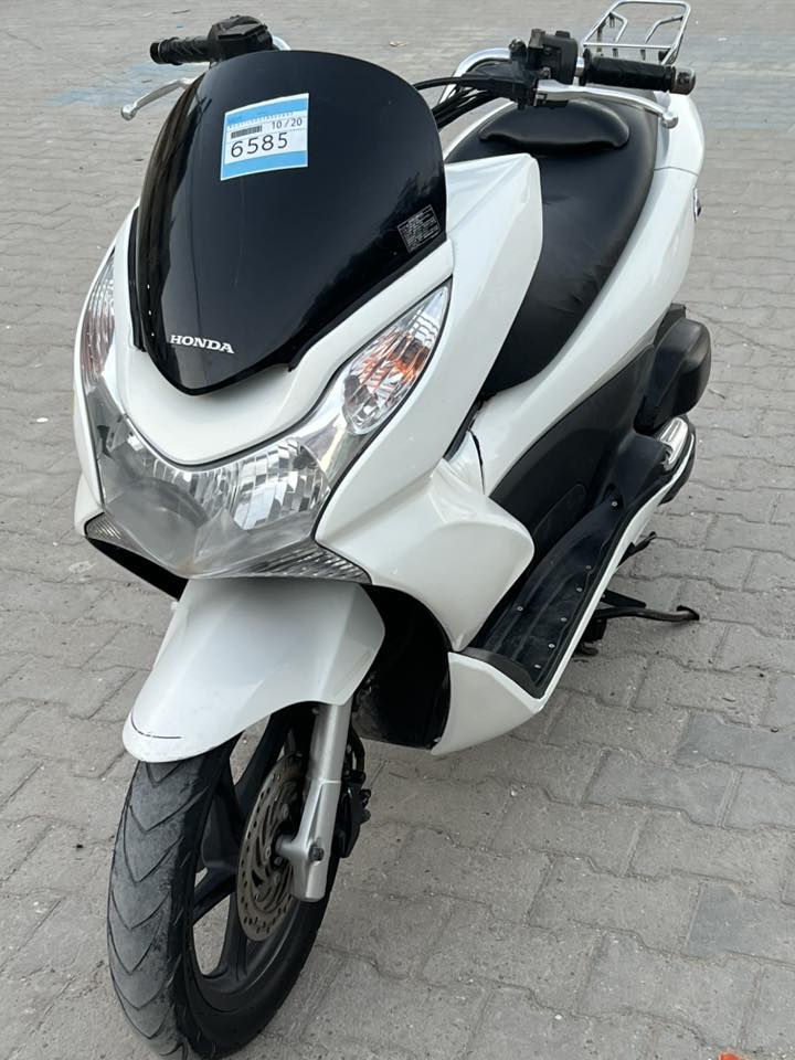 السلام عليكم bcx جيل اول ياباني Jf مال رنبة وصل موجود  محرك
 150 حرف A

مكينه برغي ممفتوح بيها شلعه معدل خير من الله 

تخم تاير البلادي مالها  كل نقص مابيها 

حساس ازدحام استان كلهن شغالات 

السعر. مليون و 500

  ***********  
مدينه الصدر
