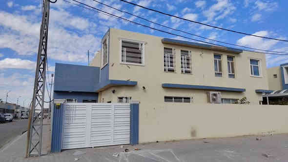 للبيع في مجمع الزهراء السكني
🏠 منزل فخم بموقع مميز!
200 متر مربع - ركن على شارع تجاري
✨ طابقين مع تصميم عصري وراحة استثنائية
🌟 4 غرف نوم واسعة
💎 مساحة متكاملة لتلبية كل احتياجاتك
🔥 إطلالات رائعة وسهولة الوصول إلى كافة الخدمات والمرافق

هل تبحث عن الراحة، الخصوصية، والموقع المثالي؟ لا تفوت فرصة امتلاك هذا البيت الفريد في مجمع الزهراء السكني!

📞 اتصل الآن لمعرفة المزيد أو لتحديد موعد لزيارة المنزل
***********
***********
