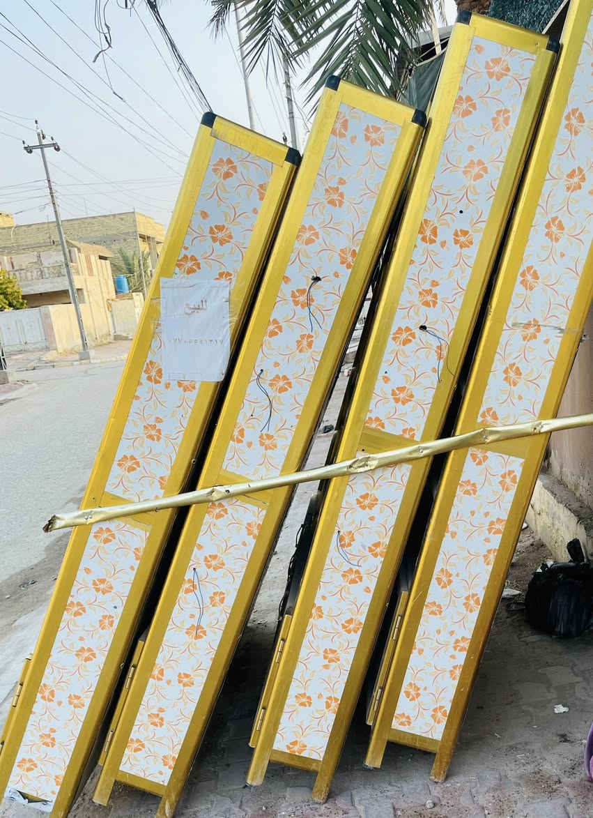 للبيع رفوف نضيفات و بيبانهن موجودات ***********
