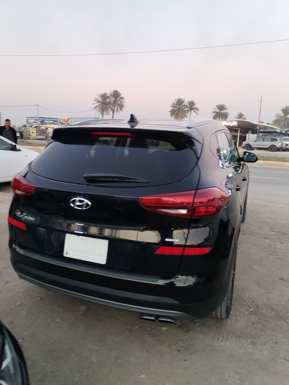 السلام عليكم 
للبيع توسان امريكي2021ر  بغداد بسمي مكفوله من كلشي كير محرك شرط مامفتوح حداديه صدر تخم تاير جديد.
مواصفات 
بصمه تشغيل بصمه أبواب 
حساس امامي 
كشنات  مخمال 
ماشيه 56 ميل
مكان بابل المسيب الاستفسار عن السعر ***********  السعر 185
