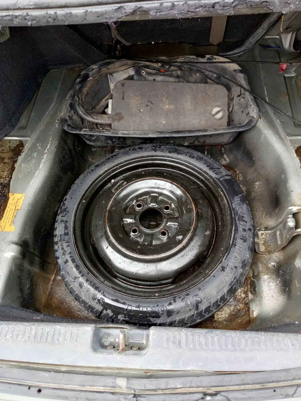 سياره بروتون موديل 2005 كير ومكينه لانصر بلاد كير اوتوماتيك تخم تاير جديد رقم بغداد انكليزي سنويه مجدده السعر 34 العنوان بغداد الراشدية مال حسينيه الرقم***********
