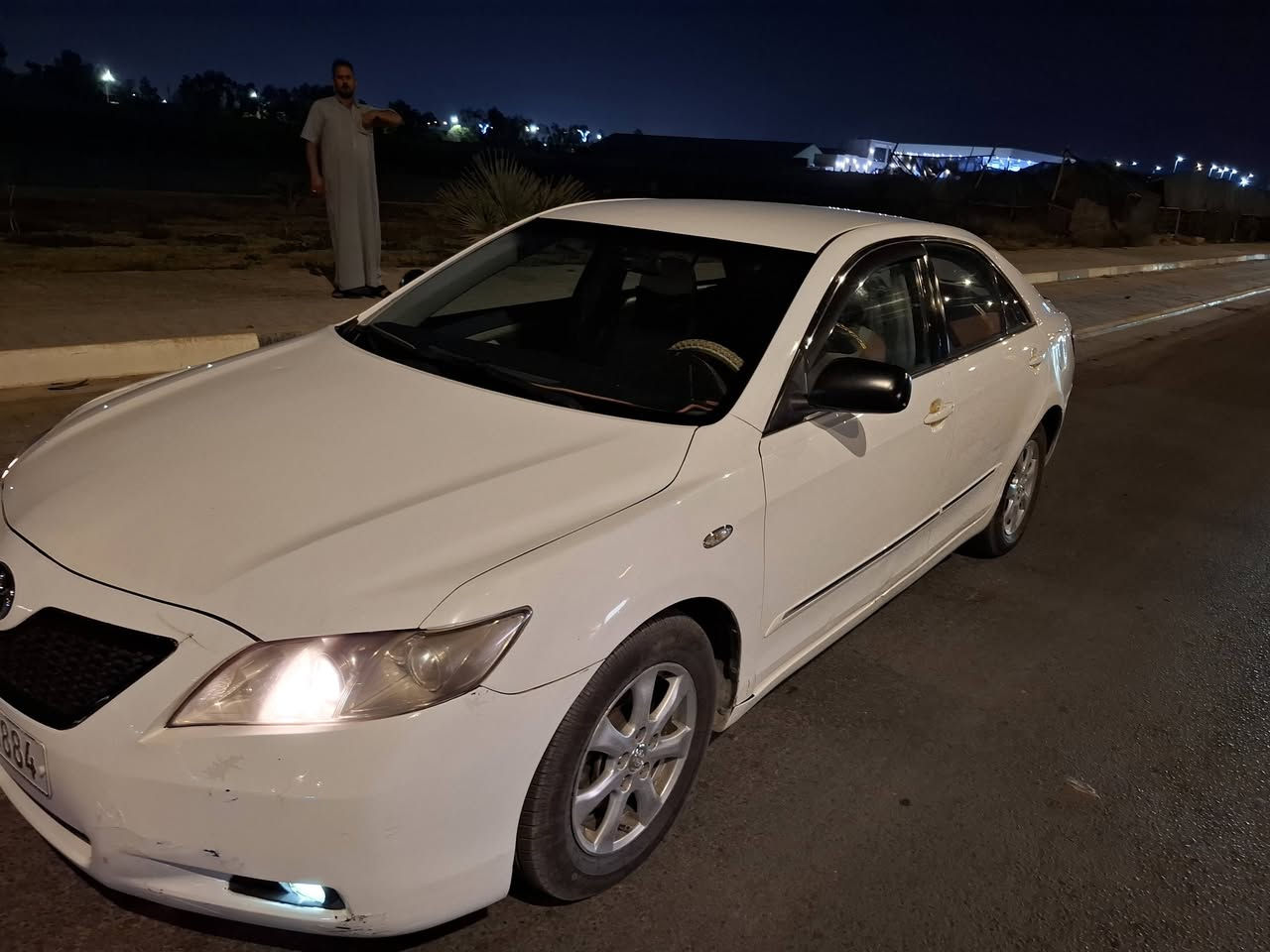 السلام عليكم كامري خليجي 2008 كير ومكينه وتبريد خير من الله داخلها صاج والسياره باسمي رقم بابل مكاني كربلاء وسونار السياره موجود بلصور السعر شده وخمسه ***********
