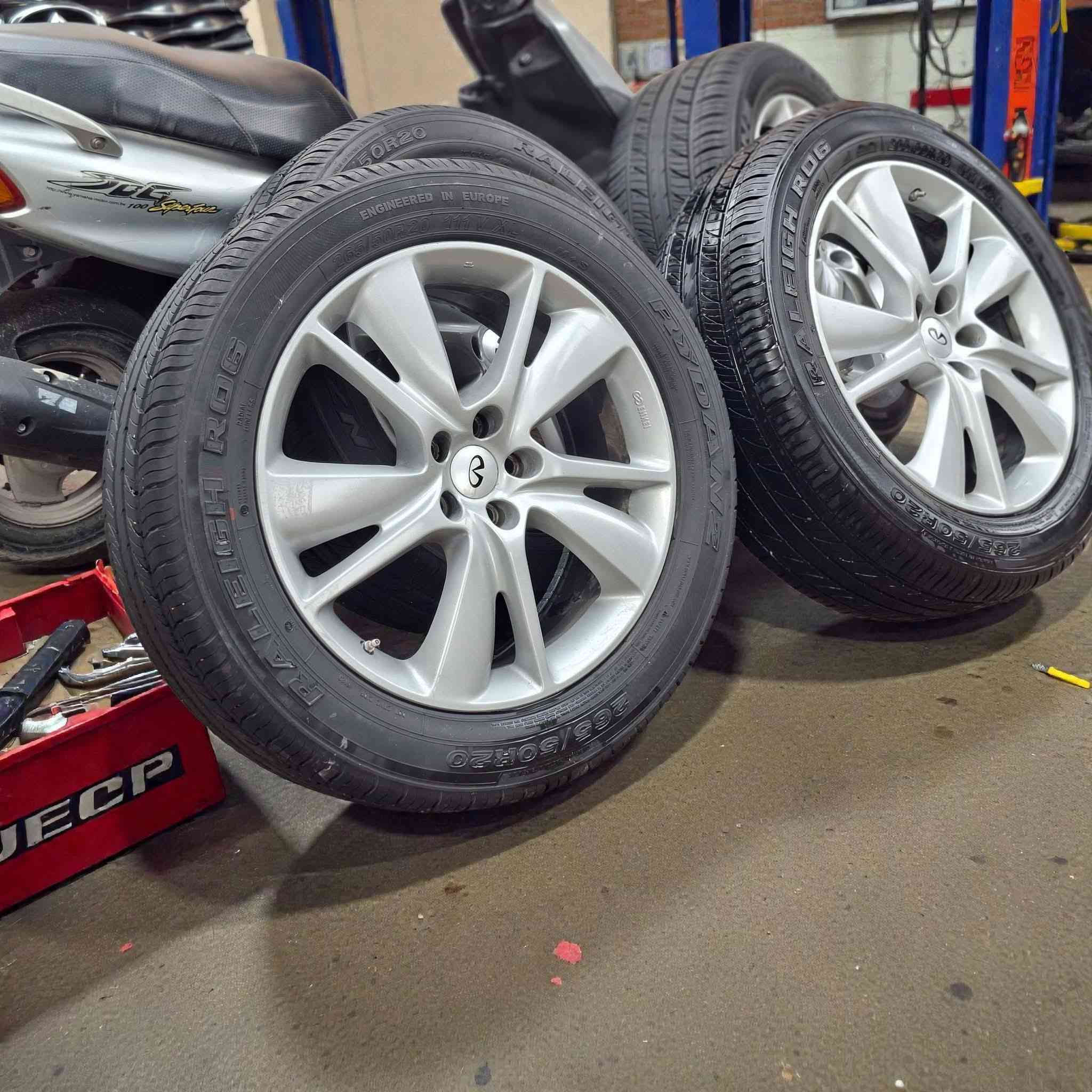 سلام عليكم حبايب گلبي +للبيع او مراوس

متوفر ويل كب كلش نضيف بدون شخوط+بي تخم تاير كلش نضيف ستوى مشدود +بدون تصليح بدون عواج فقط مصبوغ نفس الون
265/50R20
والسعر مناسب 

للستفسار 
***********مقداد 
***********علي مقداد 

العنوان بغداد طريق معسكر الرشيد مجمع مشن مقابل الابان السحاقي
