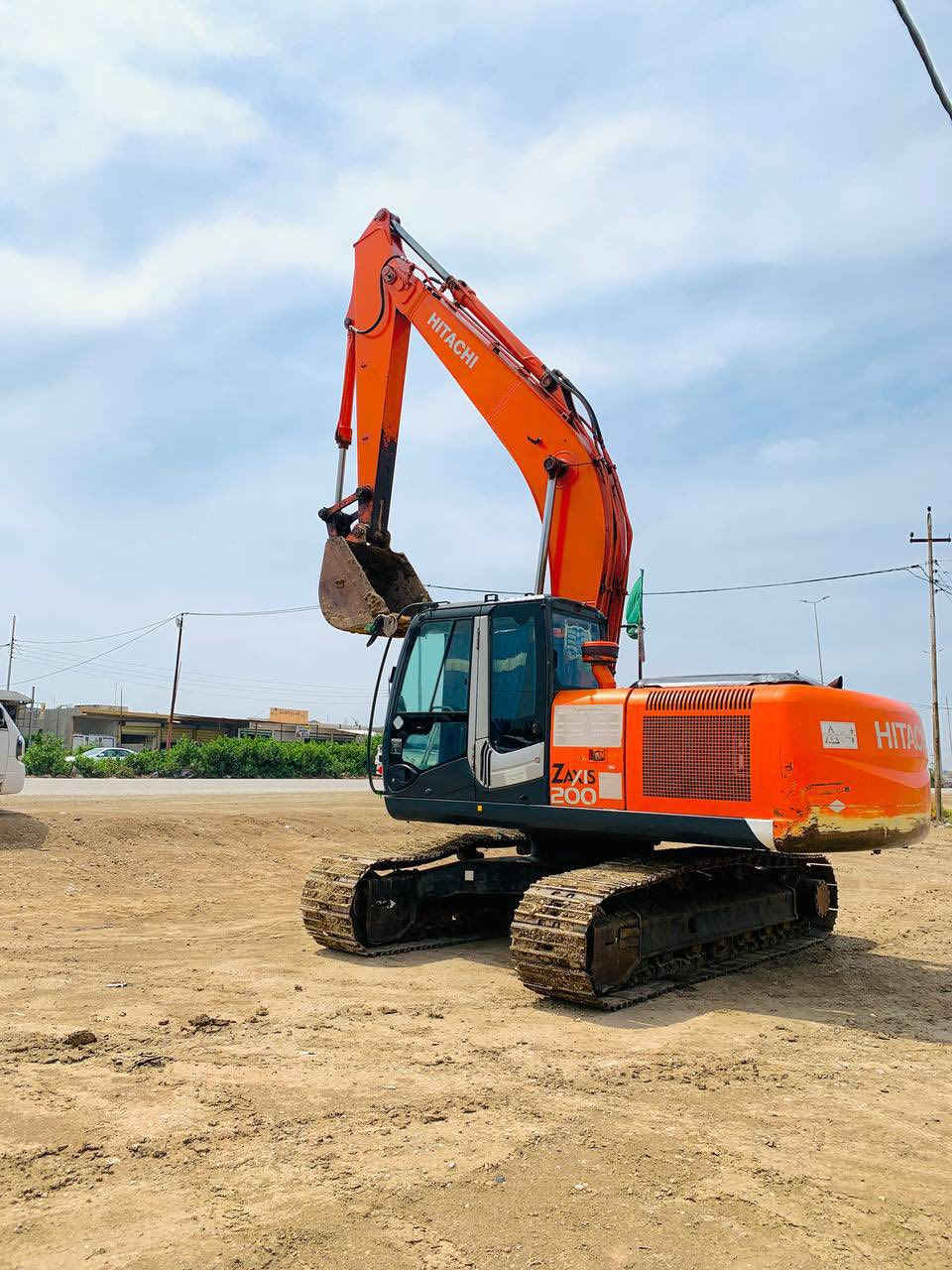 سلامًً عليكمً حفاره زت ثري للبيع مكفوله ماعدهً المحرك مفتوح مضخه جديده ع شركه كنترول مكفولً زناجيل 100/80  منفيز / السعر 250 وبيه مجال / ًتلحفاره جاهزهً للعمل المكانً واسط نعمانيهً 
***********
