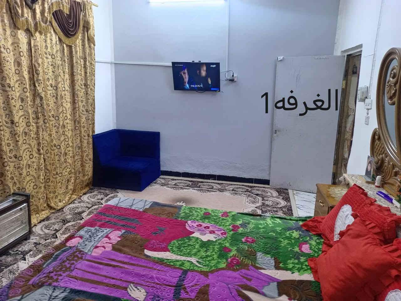 بيت للبيع زراعي بستنه بالتجاوز مال  ام العصافير قرب العماير القديمه ثاني بيت عن الشارع مشمول بالتطويب ومسجل بالمحكمه مساحته 200م  والسعر 40وبي مجال قليل وهاذا رقمي ***********
