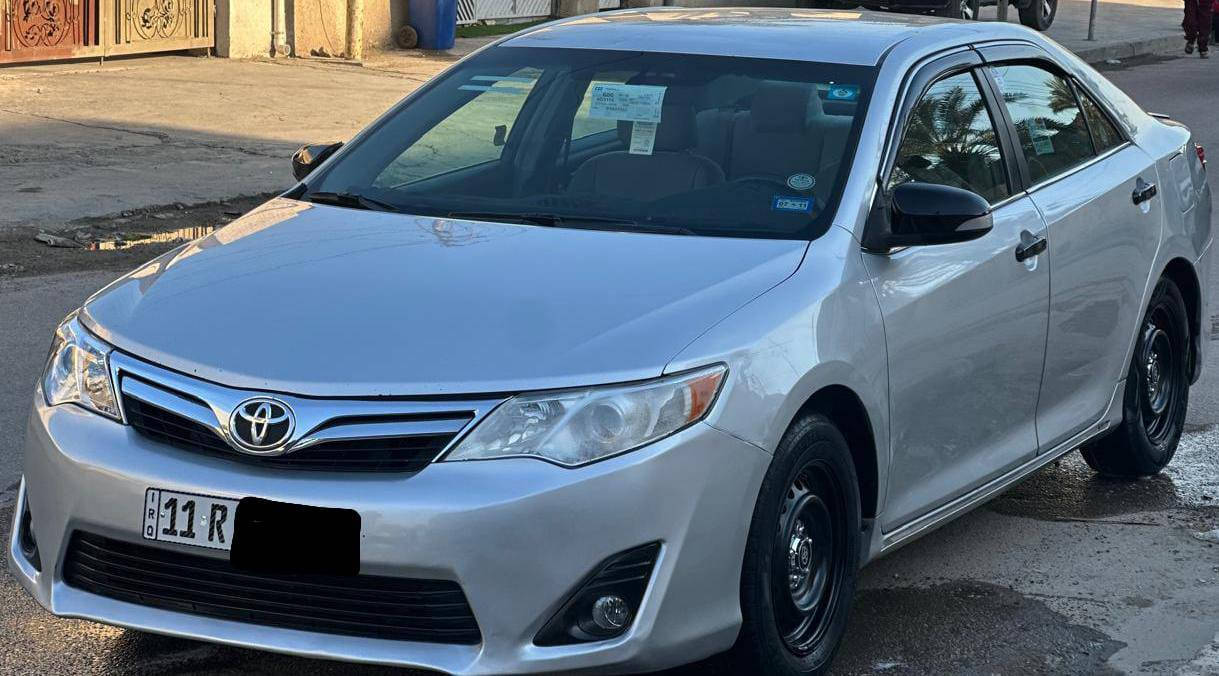 السلام عليكم عندي تيوتا كامري 2012LE وارد أمريكي كلين تايتل بدون حادث ماعده طخات بالعراق هلالات خلفيه صبغ بدون دواخل+ايرباك ول باقي مكفول السياره محرك وكير حجم المحرك 4اسلندر 2500 ممفتوح بيه برغي من الشركه مواصفات السياره تحكم ستير جهتين كامره خلفيه كشن السايق كهرباء لايت زنون كير أوتوماتيك شاشه جبيره اشاير مري وبعد بيها اهواي مواصفات مذاكرهن السياره ماشيه 99 حقيقي قابله للزيادة السياره جديده ومامتعوبه رقمه بغداد الدولي وباسمي شخصيأ شرط التحويل استفسارات علئ هذا الرقم *********** ملاحظة مكان السياره بغداد
