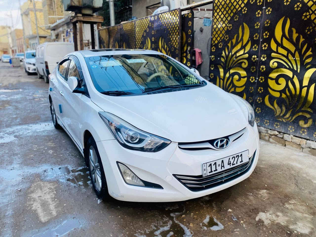 السلام عليكم  
الانتره  خليجي 2016
رقم بغداد بسمي 
ماشيه ١٢٥ حقيقي 
فول مواصفات 
  فتحه تبريد قطعتين 
كامره 
شاشه كبيره 
مري شفط
شاكر بل مري 
تحكم ستيرن 
محرك ١٨٠٠
مكان ميسان 
***********
سعر ١٢٠ 
 بيهه  صبغ  جاملغ وبنيد  بدون فتح
