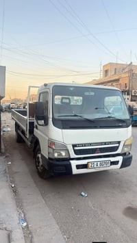 مسيوبيشي كنتر • موديل ٢٠٠٦ • ٥.٤٠م