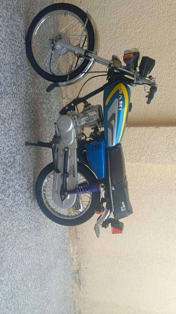 سلام عليكم دراجه أوراق مديل 19ب900 وبيهه مجال ‏‪***********‬‏ مكلف بلنشر
