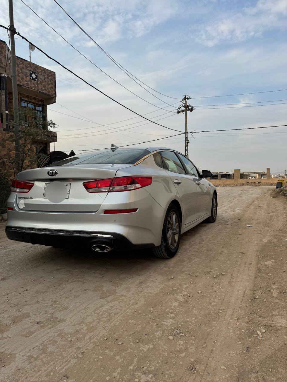 السلام عليكم للبيع سياره اوبتما وارد أمريكي موديل ١٩ رقم بابل مشروع وطني تحول مباشر السياره خير من الله محرك كير حداديه تخم تاير تبريد كهربائية كله شغاله محرك ٢٤٠٠ السياره ضرره جاملغ وبنيد ماشيه ١٠٠ مواصفات السياره شاشه كامره خلفيه حساس خلفي تحكم ستيرن اشاره بالمري تحديد مسار توقف ذاتي رادار جانبي السعر ١٣٥ وبيه مجال قليل العنوان بابل الحمزه الغربي الاستفسار ***********
